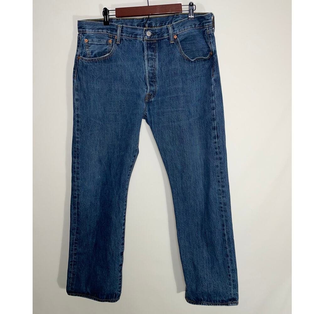 Levi's 501 Button Fly Jeans -‎ Men's Size 38 X 30 - Extra Button at Waistband